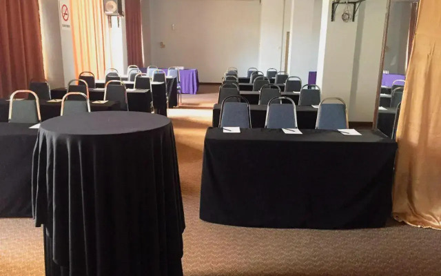 Hotel Grand Crystal