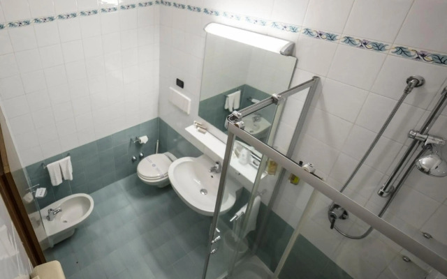 Blue Relais Maggiore