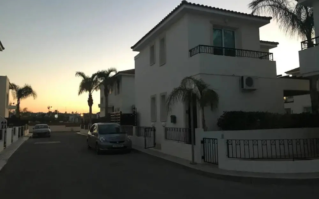 Amelia Villa With Private Pool Wifi BBQ