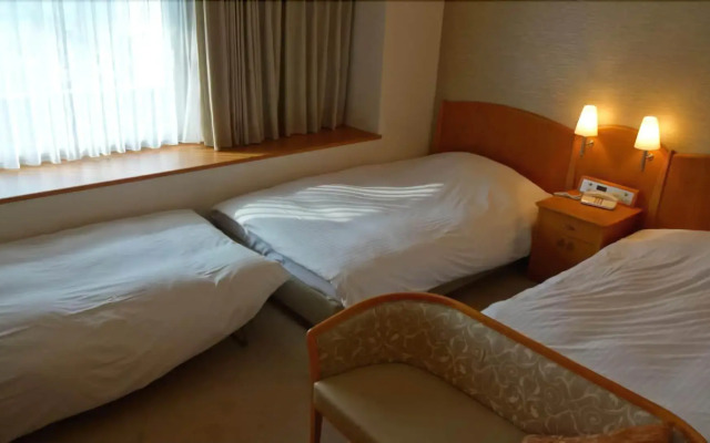 Kobe Luminous Hotel Hyogoekimae