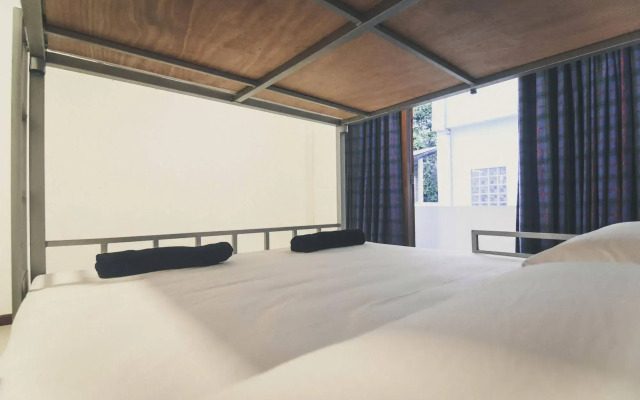 Bunkyard Hostels