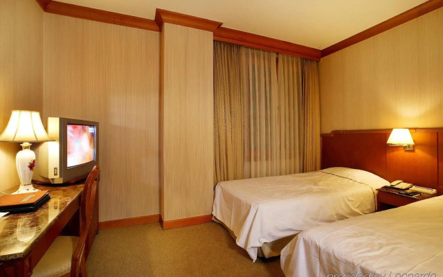 Karak Tourist Hotel