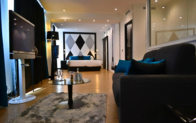 L'Empire Paris