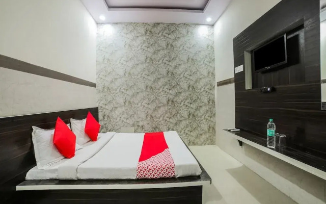 Oyo 36289 Hotel Maurvi