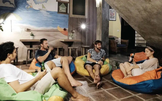 Bread & Jam Hostel