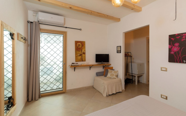Iknos Suites by Wonderful Italy