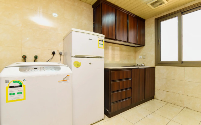 OYO 426 Royal Al Khaleej Furnished Apartments