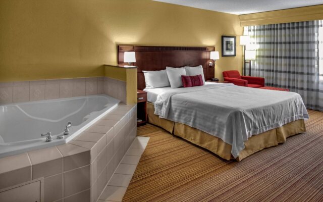 Courtyard by Marriott Brunswick