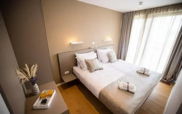 Penthouse Suite Arben
