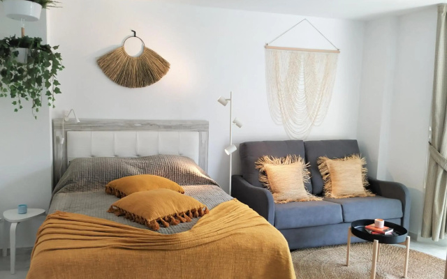 2021 Doña Carlota Luxury Studio With Pool And Gardens