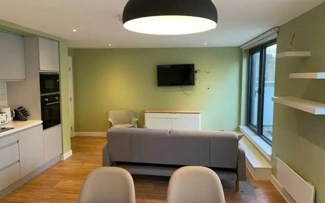 Amazing 2 Bedroom Apartment With Views of Edinburgh Castle