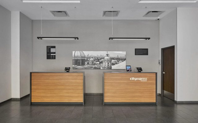 City Express by Marriott Ciudad de México La Villa