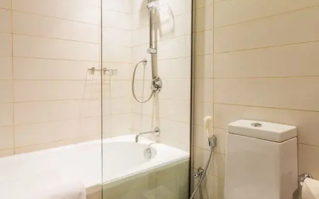 Faraway Homes - Burj Views Luxury