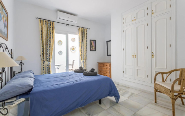 Modern Family Town House