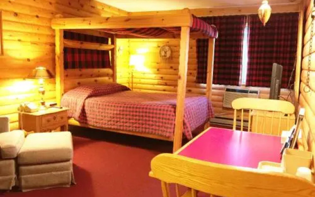 Northwoods Inn & Suites