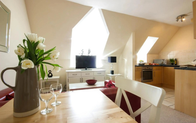 Accommodation Windsor Ltd - Alexandra Court