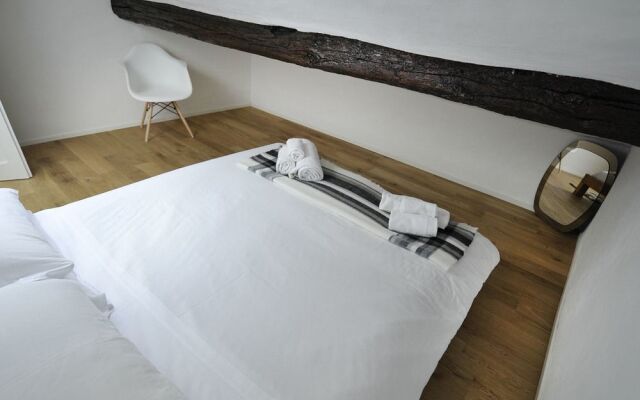 Stairs to Heaven Apartment