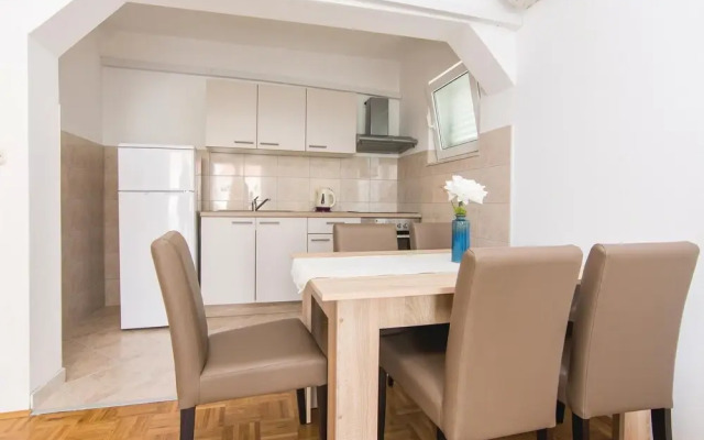 Beautiful Apartment in Pridraga With 1 Bedrooms and Wifi
