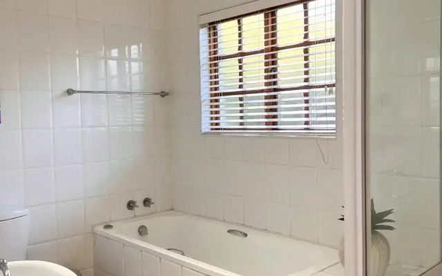 Bunkers Inn Guesthouse