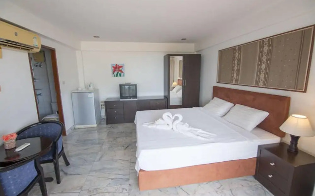 Golden Lion Guesthouse