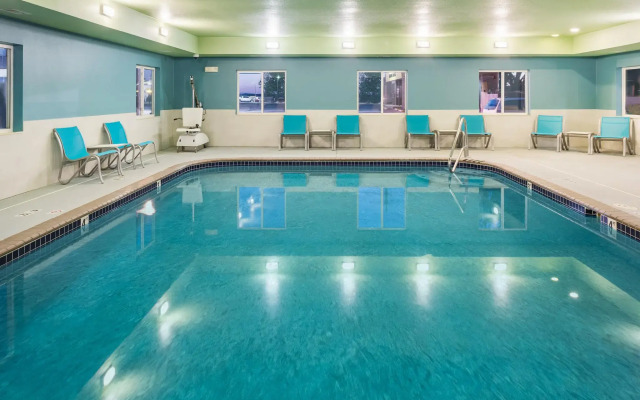 Holiday Inn Express Warrenton by IHG