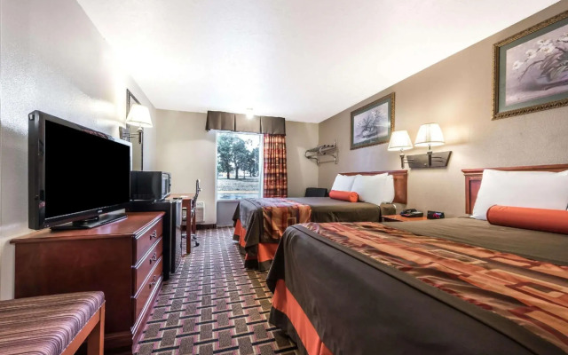 Days Inn By Wyndham Duncan