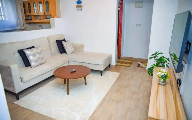 Lux Suites Father's Hub Apartments