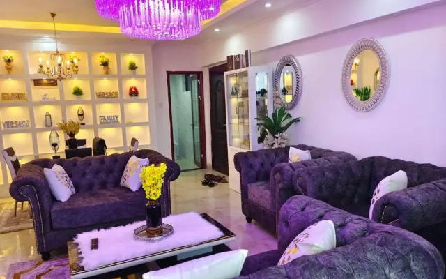 Stay.Plus Kingstone luxury Apartment