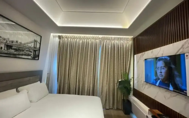 Diamond in The City-superior Studio