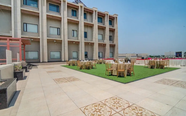 Hotel Home In By Amrik Sukhdev