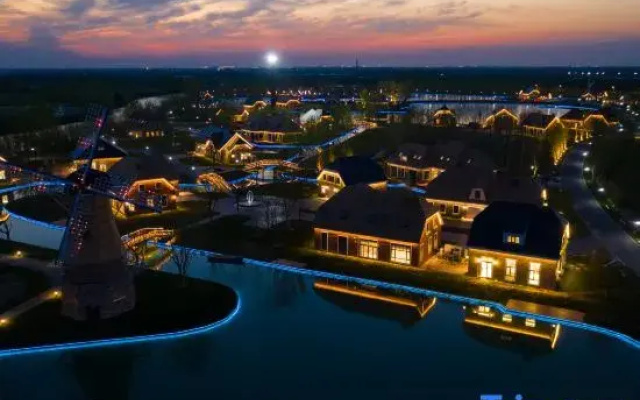 Lake Roli Resort
