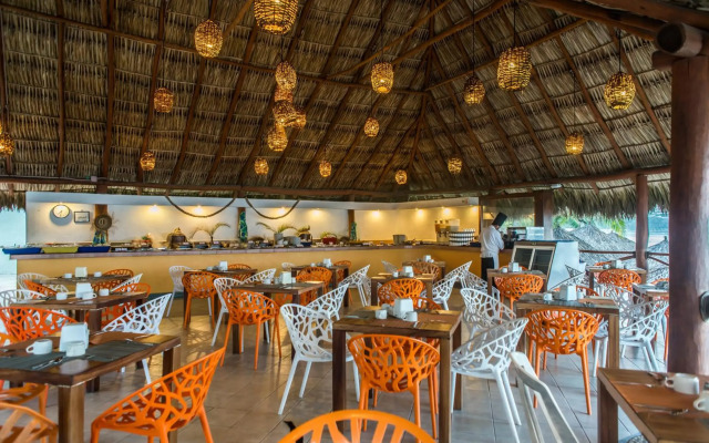 Fontan Ixtapa Beach Resort - All Inclusive