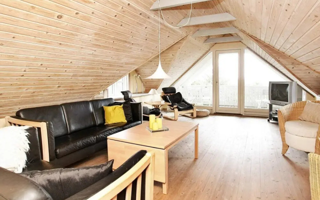 10 Person Holiday Home in Fur-by Traum