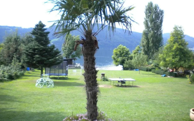 Ferienwohnungen Seerose direkt am See