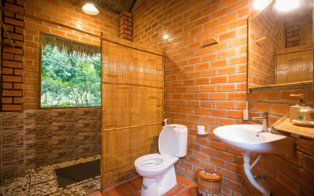 Mekong Lodge Hotel & Resort