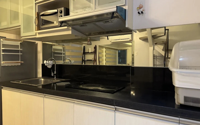 COZI modern loft suite at BGC