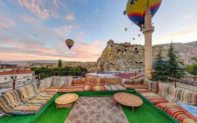 Atax Cave House