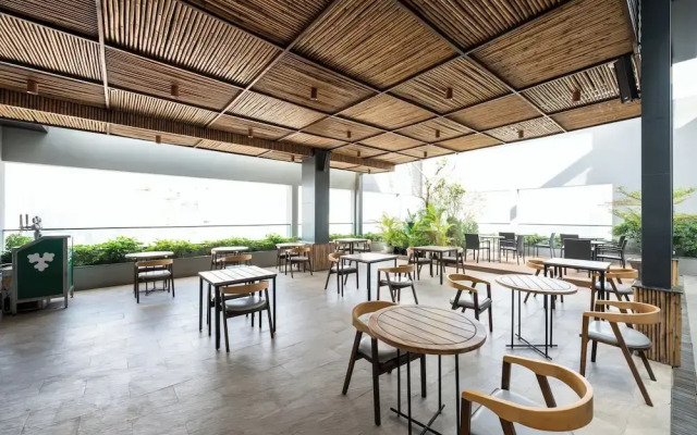 Perfect Studio at The View by Soben Home