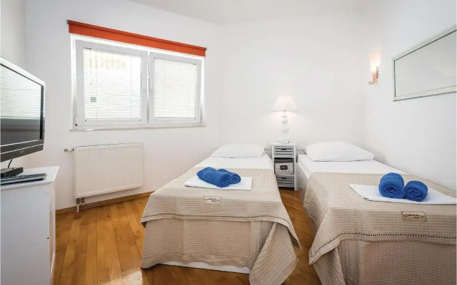 Apartment in Vodice with sea view, terrace, air conditioning, WiFi (4929-3)
