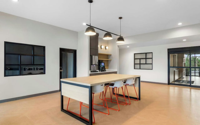 StudioRes by Marriott Columbia Harbison
