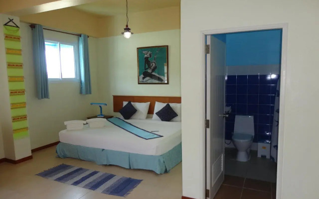 VIVA on the Beach Hotel