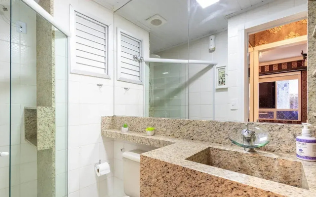 Apartamentos a 400 m da Praia em BC - CEV
