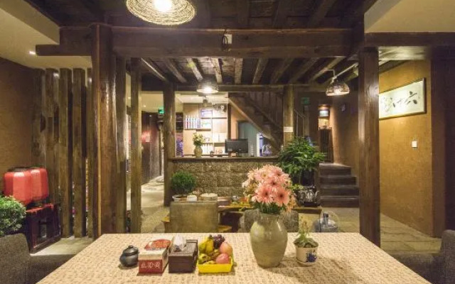 GuanGuanJuJiu Inn
