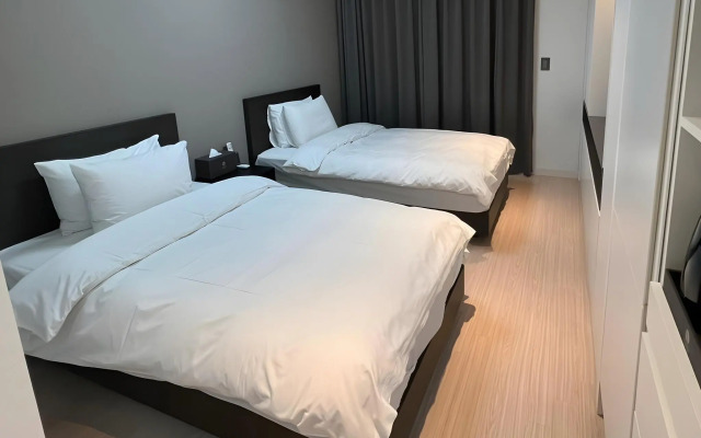 Sunrise Hotel