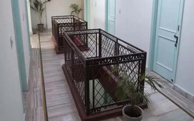 Hotel Surya Laxmanjhula Rishikesh