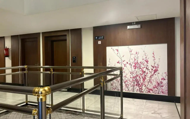 Qosor Al Sharq Furnished Units