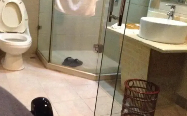 Maiya Business Hotel