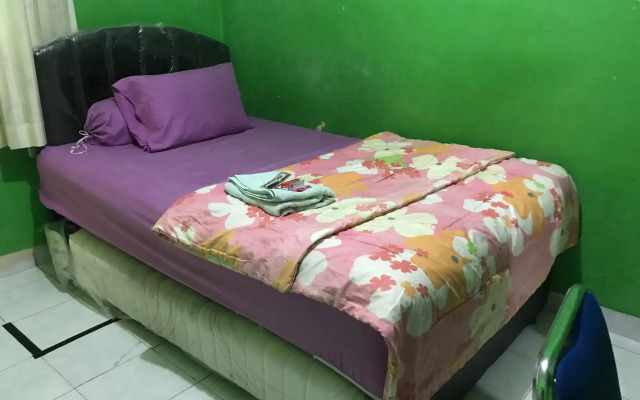 OYO 90204 Surya Inn Syariah