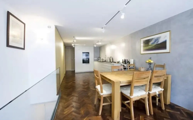Beautiful 2 bed duplex in Central London