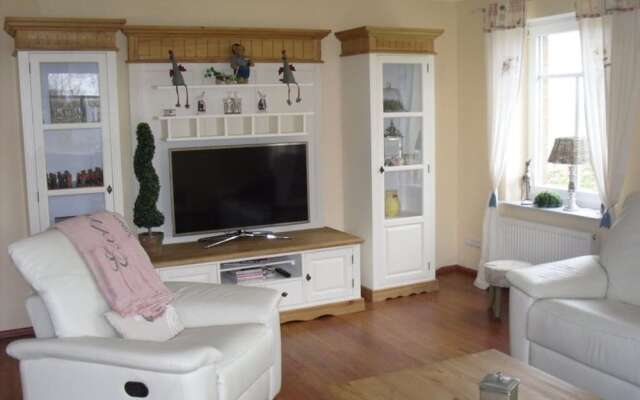 Country House at the Lighthouse